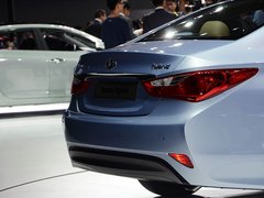 2014款 2.0L AT Hybrid