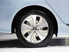 2014款 2.0L AT Hybrid