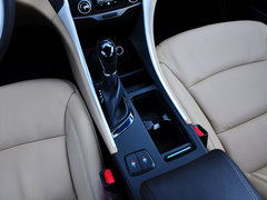 2014款 2.0L AT Hybrid