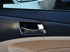 2014款 2.0L AT Hybrid