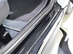 2014款 1.0 MHD 硬顶新年特别版