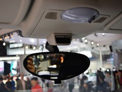 2014款 1.0 MHD 硬顶新年特别版
