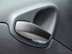 2014款 1.0 MHD 硬顶新年特别版