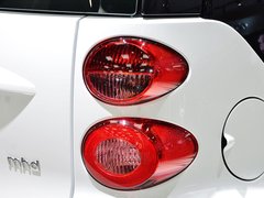 2014款 1.0 MHD 硬顶新年特别版