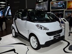 2014款 1.0 MHD 硬顶新年特别版