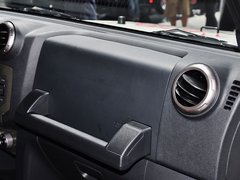 2014款 2.4L 手动 穿越版