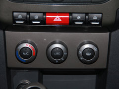 2014款 2.4L 手动 穿越版