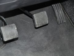 2014款 2.4L 手动 穿越版