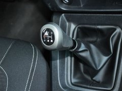 2014款 2.4L 手动 穿越版