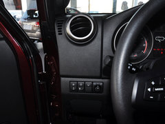 2014款 2.4L 手动 穿越版