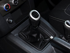 2014款 2.4L 手动 穿越版