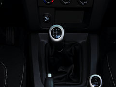 2014款 2.4L 手动 穿越版