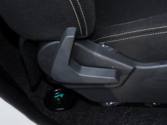 2014款 2.4L 手动 穿越版