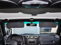 2014款 2.4L 手动 穿越版
