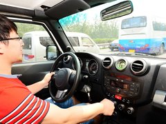 2014款 2.4L 手动 穿越版