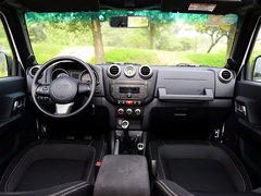 2014款 2.4L 手动 穿越版