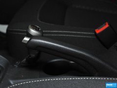 2014款 2.4L 手动 穿越版