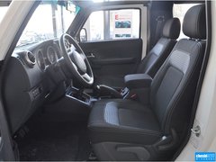 2014款 2.4L 手动 穿越版
