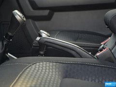 2014款 2.4L 手动 穿越版