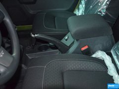 2014款 2.4L 手动 穿越版