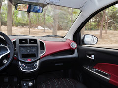 2014款 1.4L 手动 豪华型
