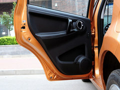 2013款 1.0L 手动 豪华型