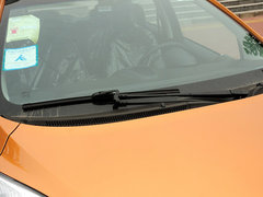 2013款 1.0L 手动 豪华型