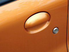 2013款 1.0L 手动 豪华型