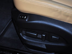 2014款 3.0L 豪华型 5座