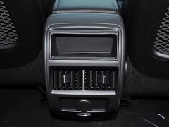 2014款 3.0L 豪华型 5座