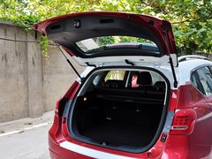 2014款 1.5T 手动 两驱精英版 5座