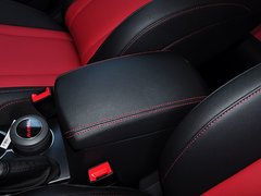 2014款 1.5T 手动 两驱精英版 5座