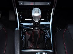 2014款 1.5T 手动 两驱精英版 5座