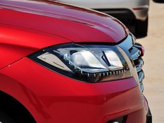 2014款 1.5T 手动 两驱精英版 5座