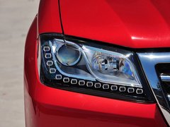 2014款 1.5T 手动 两驱精英版 5座