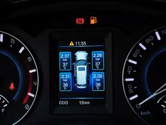 2014款 1.5T 手动 两驱精英版 5座
