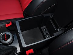 2014款 1.5T 手动 两驱精英版 5座