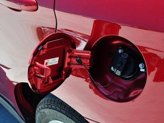 2014款 1.5T 手动 两驱精英版 5座