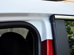 2014款 1.5T 手动 两驱精英版 5座