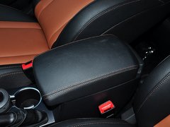 2014款 1.5T 手动 两驱精英版 5座
