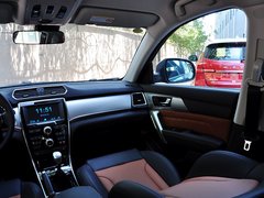2014款 1.5T 手动 两驱精英版 5座