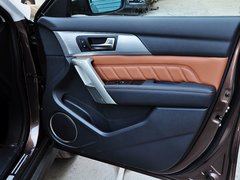 2014款 1.5T 手动 两驱精英版 5座