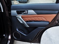 2014款 1.5T 手动 两驱精英版 5座