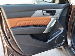 2014款 1.5T 手动 两驱精英版 5座