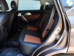 2014款 1.5T 手动 两驱精英版 5座