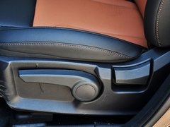2014款 1.5T 手动 两驱精英版 5座