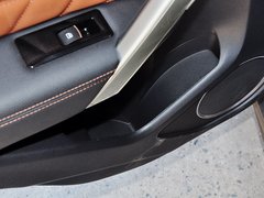 2014款 1.5T 手动 两驱精英版 5座