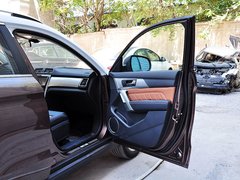 2014款 1.5T 手动 两驱精英版 5座