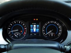 2014款 1.5T 手动 两驱精英版 5座
