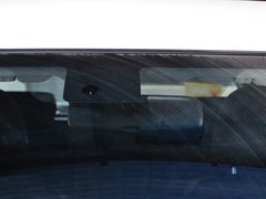 2014款 1.5T 手动 两驱精英版 5座